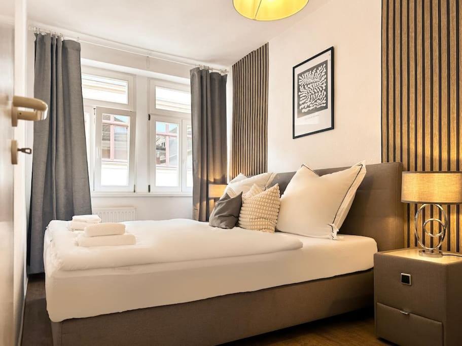 Modern Eingerichtete Wohnung Im Stadtzentrum Zittau Kostenloser Parkplatz Ngoại thất bức ảnh