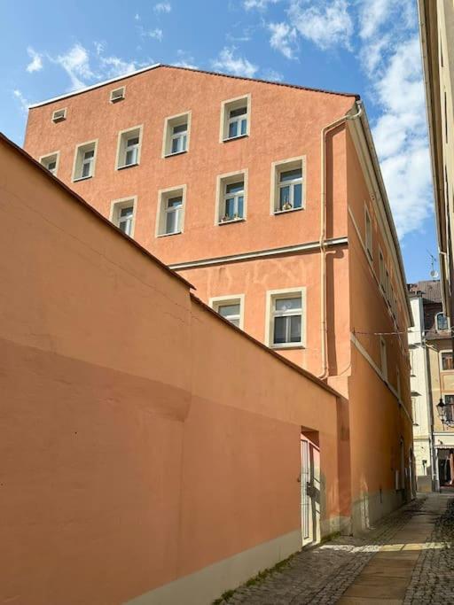 Modern Eingerichtete Wohnung Im Stadtzentrum Zittau Kostenloser Parkplatz Ngoại thất bức ảnh